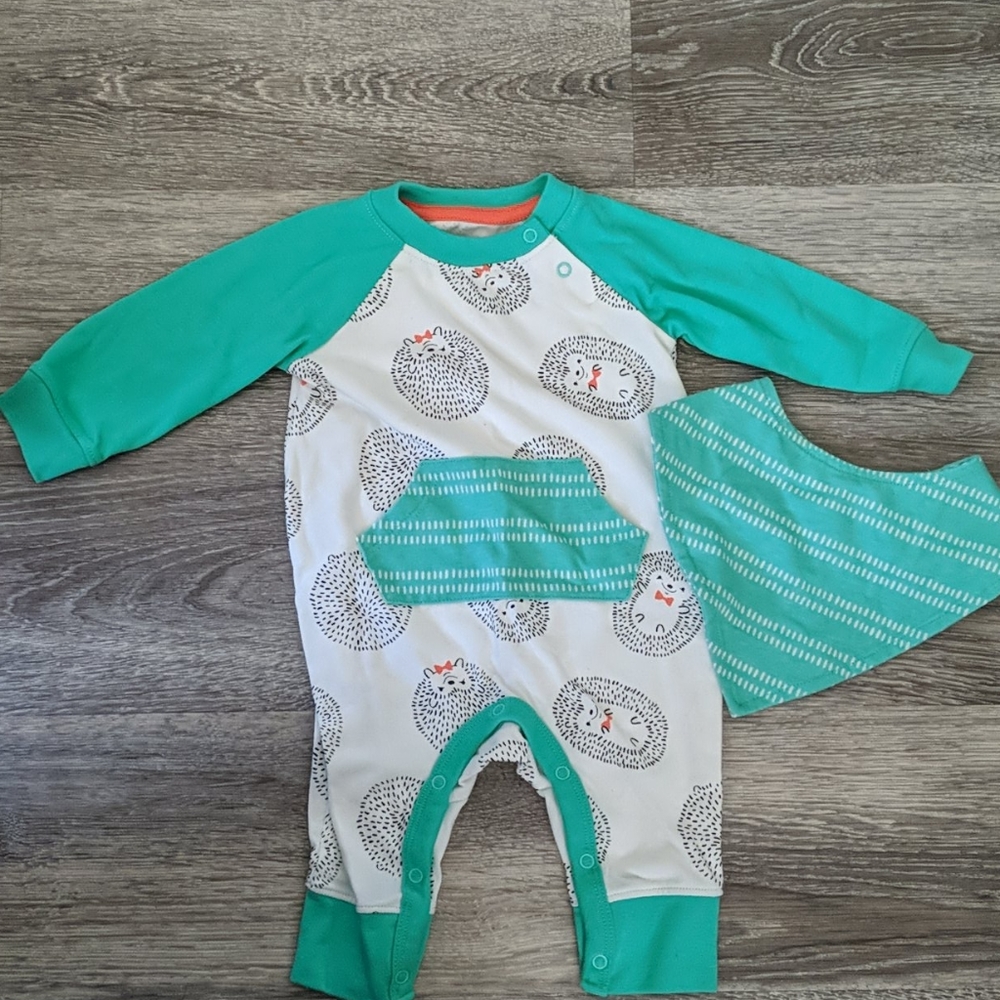 Hedgehog outfit